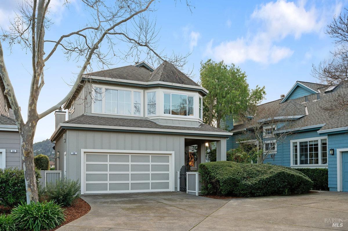 58 Elizabeth Cir