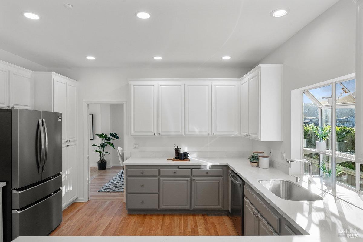 58 Elizabeth Cir