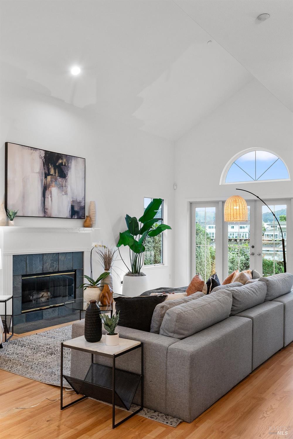 58 Elizabeth Cir