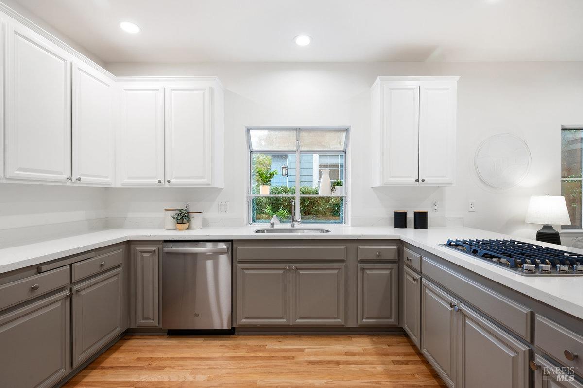 58 Elizabeth Cir