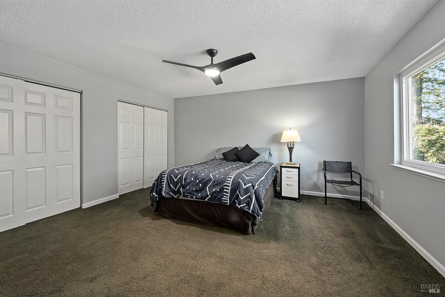 1562 Creekside Dr