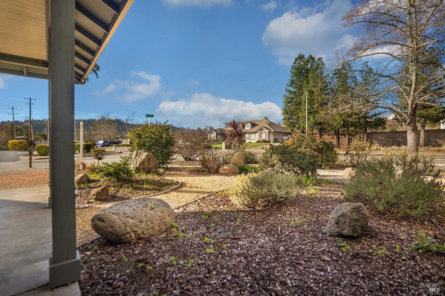 1096 Badger Ct