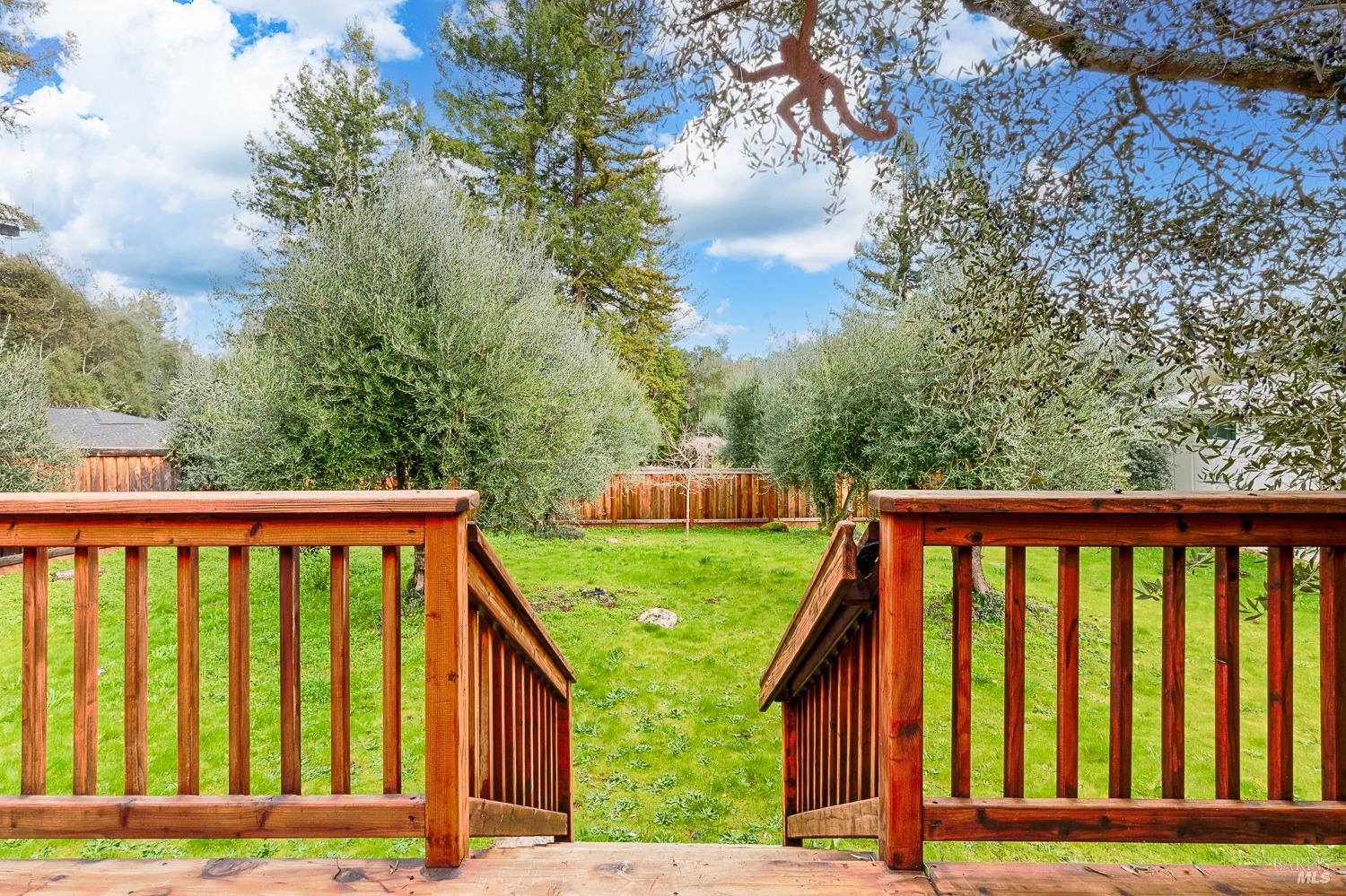 1050 Los Olivos Rd