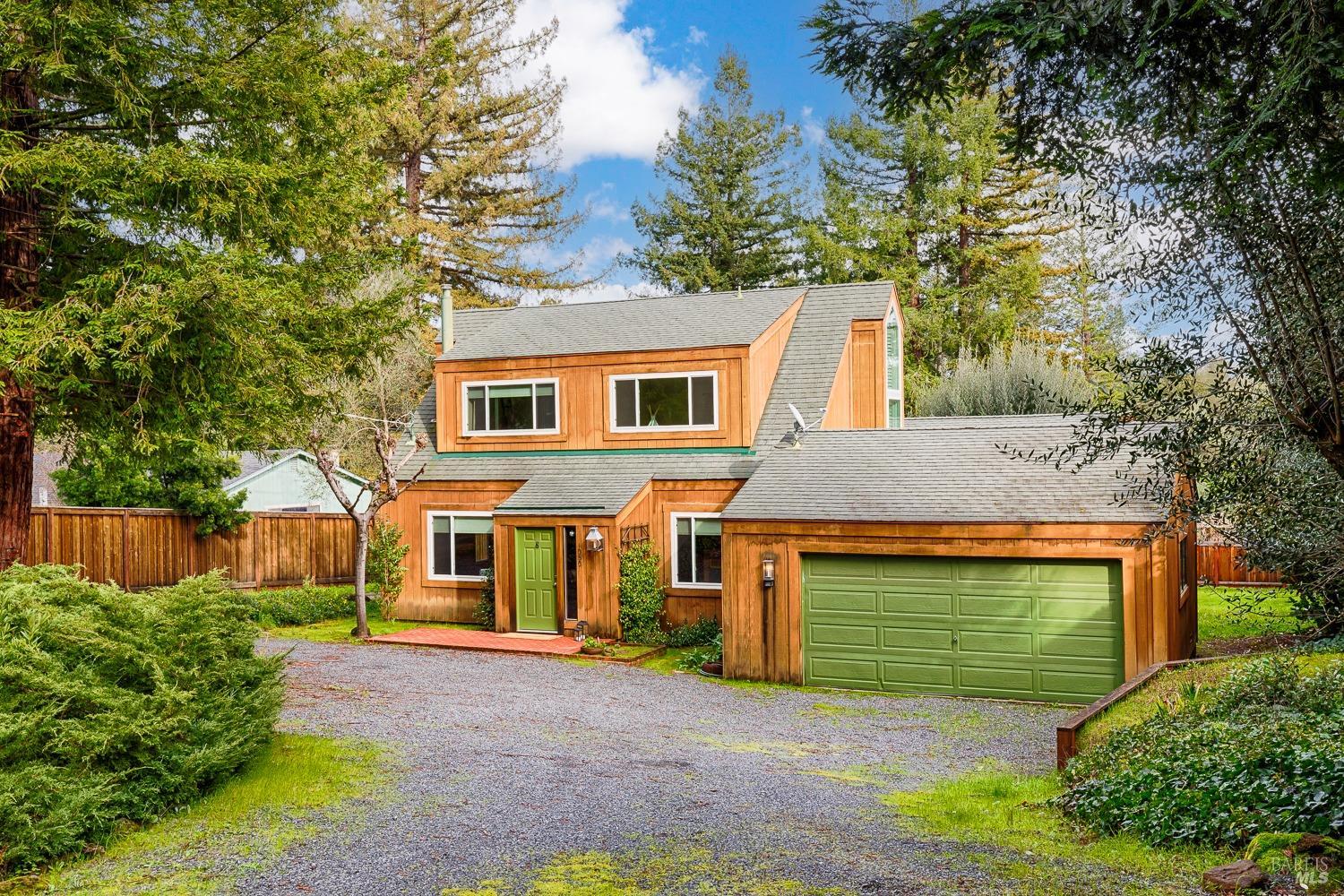 1050 Los Olivos Rd