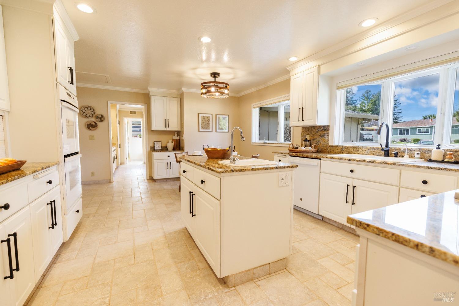 9 Haverhill Ct