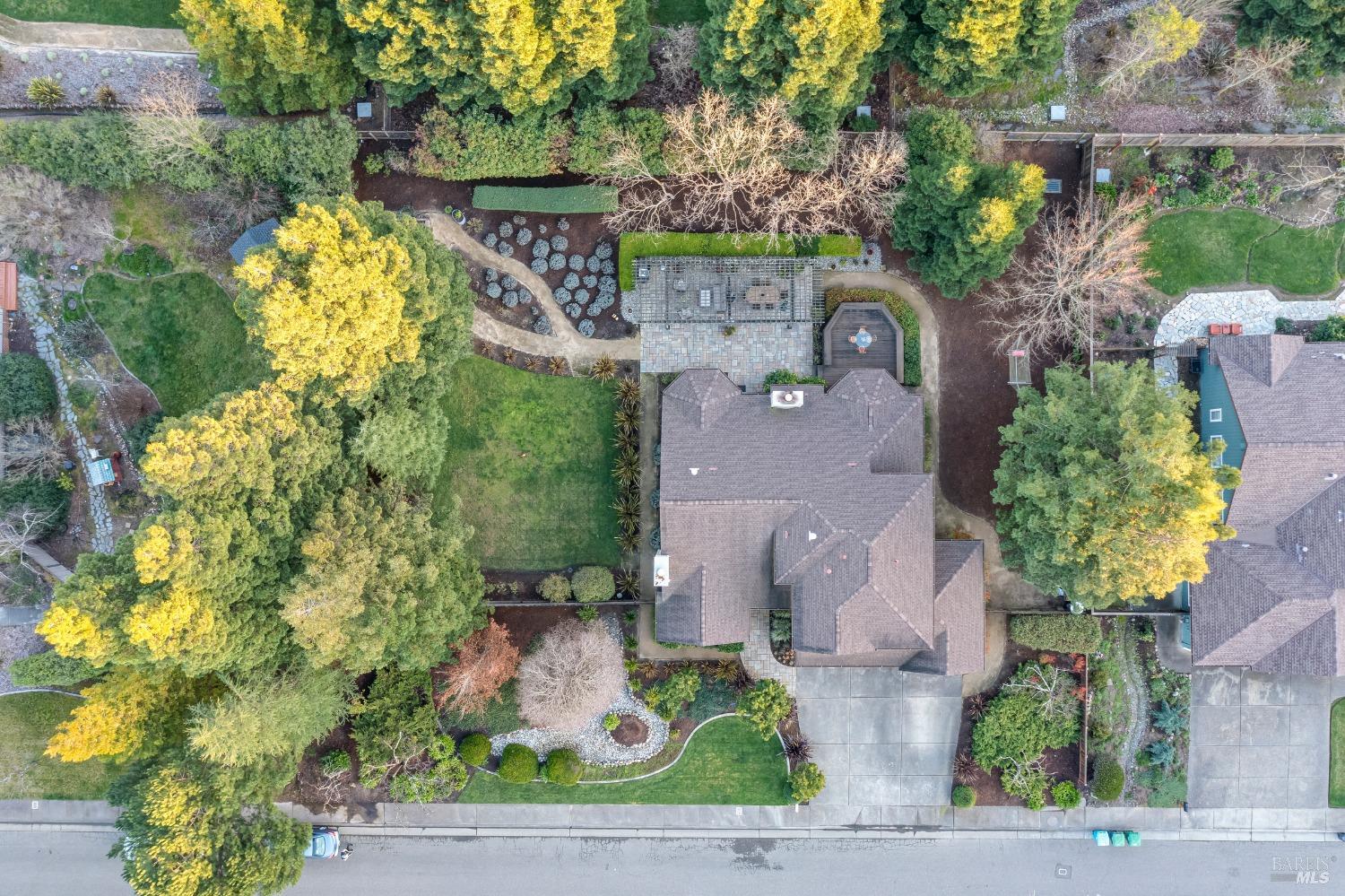 8841 Lund Hill Ln