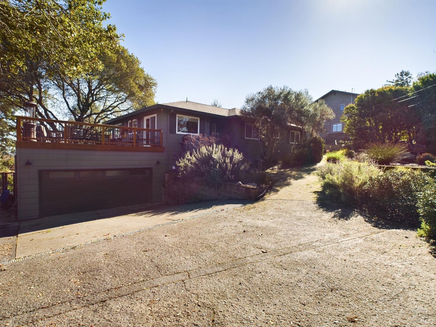 708 Paula Ln