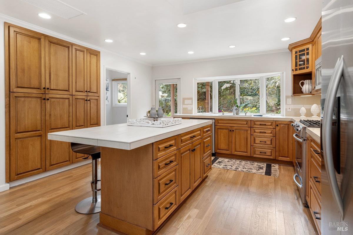 105 Terrace Ave
