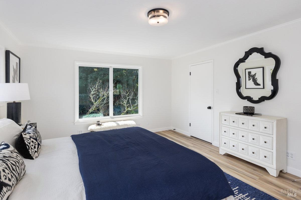 105 Terrace Ave