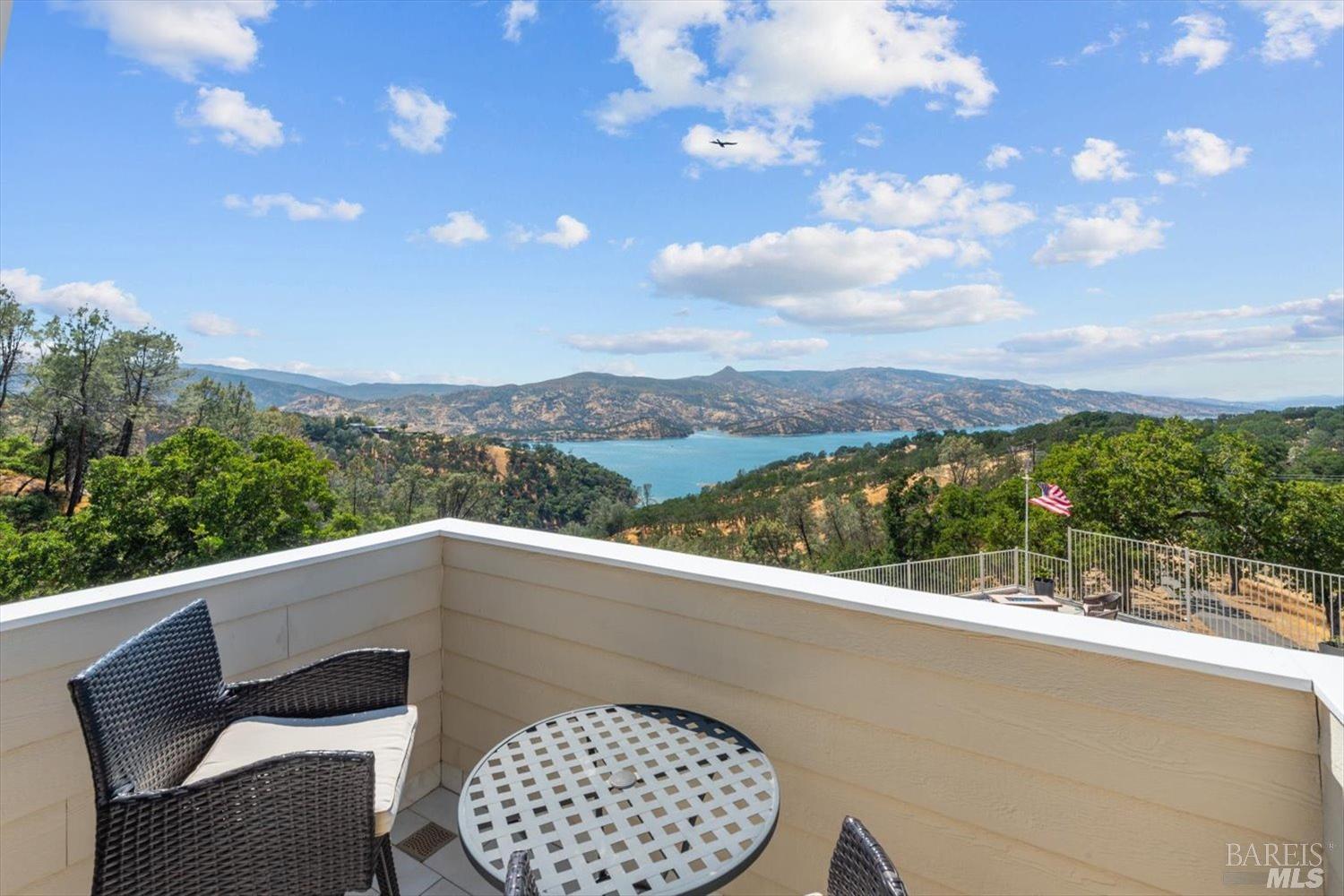 1071 Steele Canyon Rd