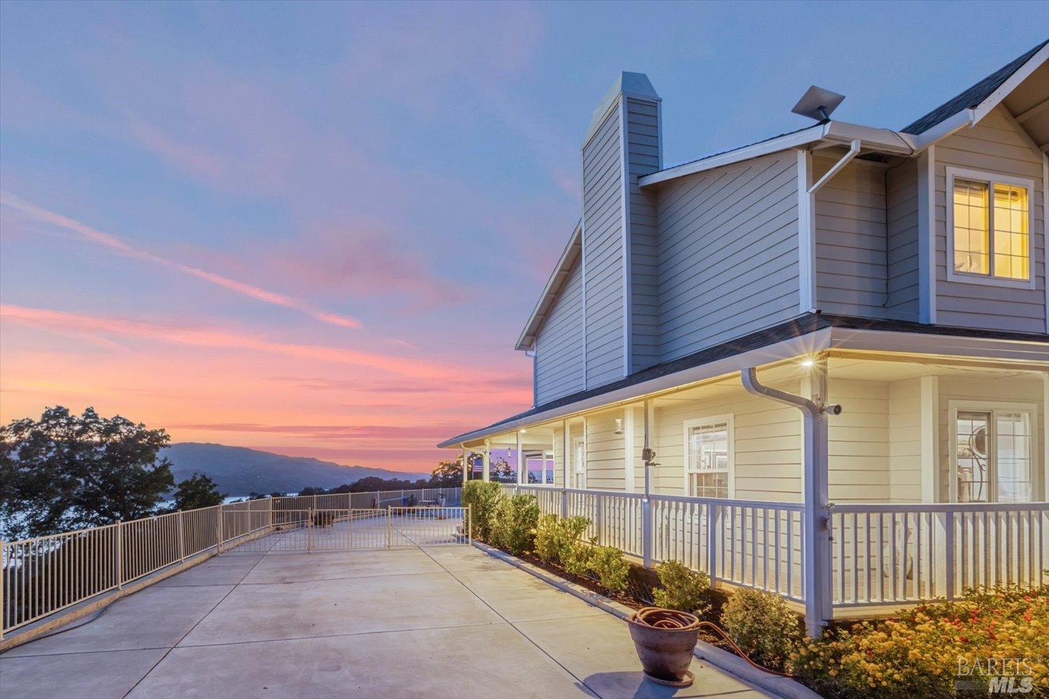 1071 Steele Canyon Rd