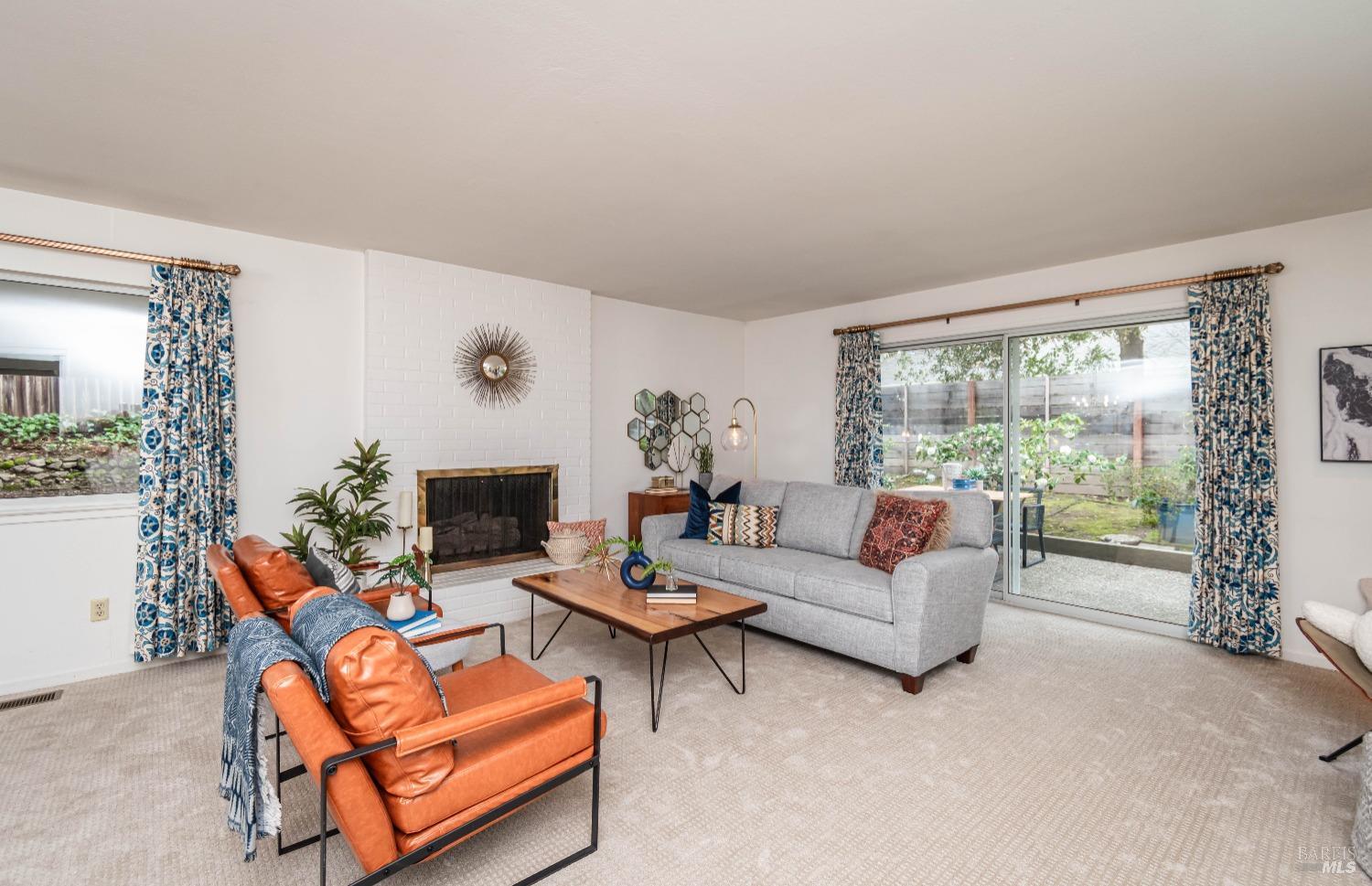 145 Stonecrest Dr