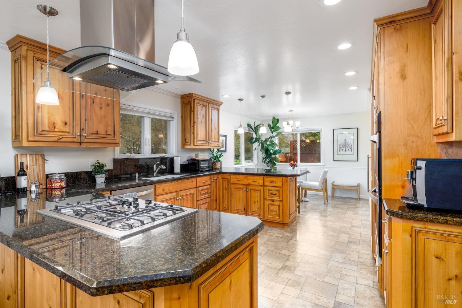 2413 Hidden Valley Dr