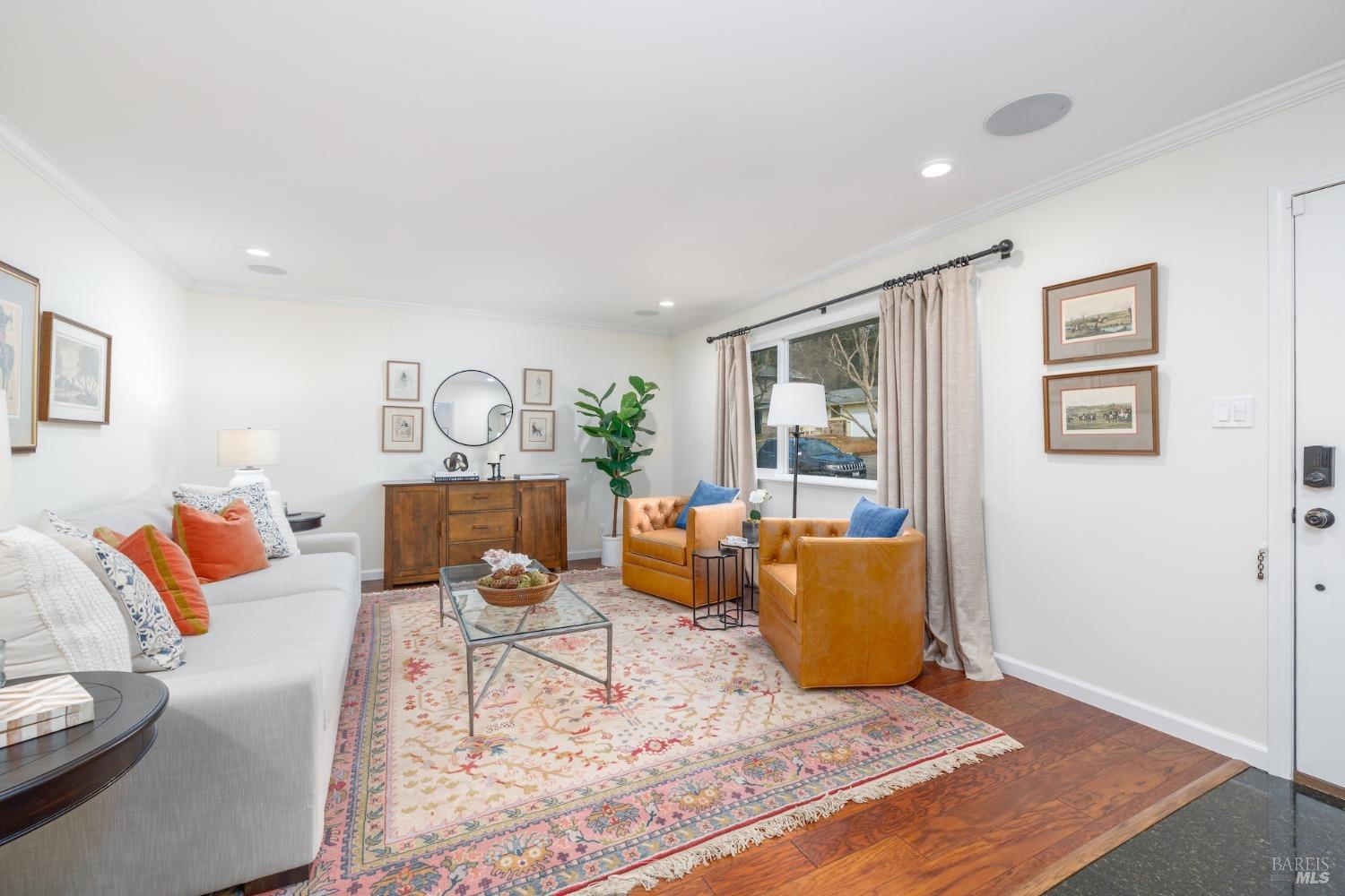 2413 Hidden Valley Dr