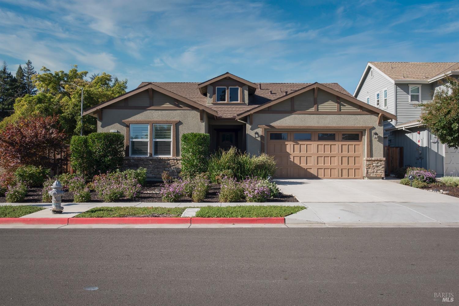 1125 La Pintura Ln