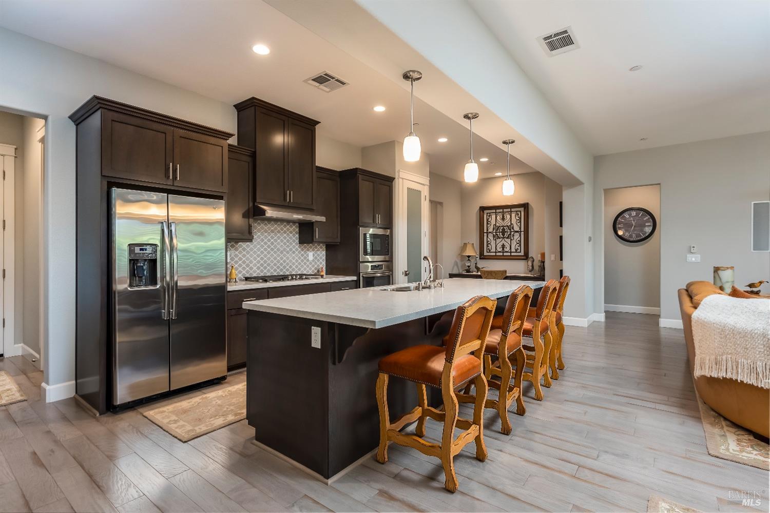 1125 La Pintura Ln