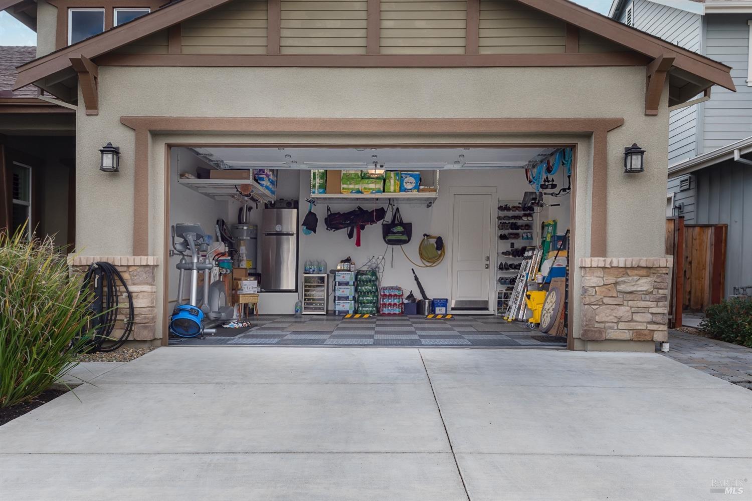 1125 La Pintura Ln