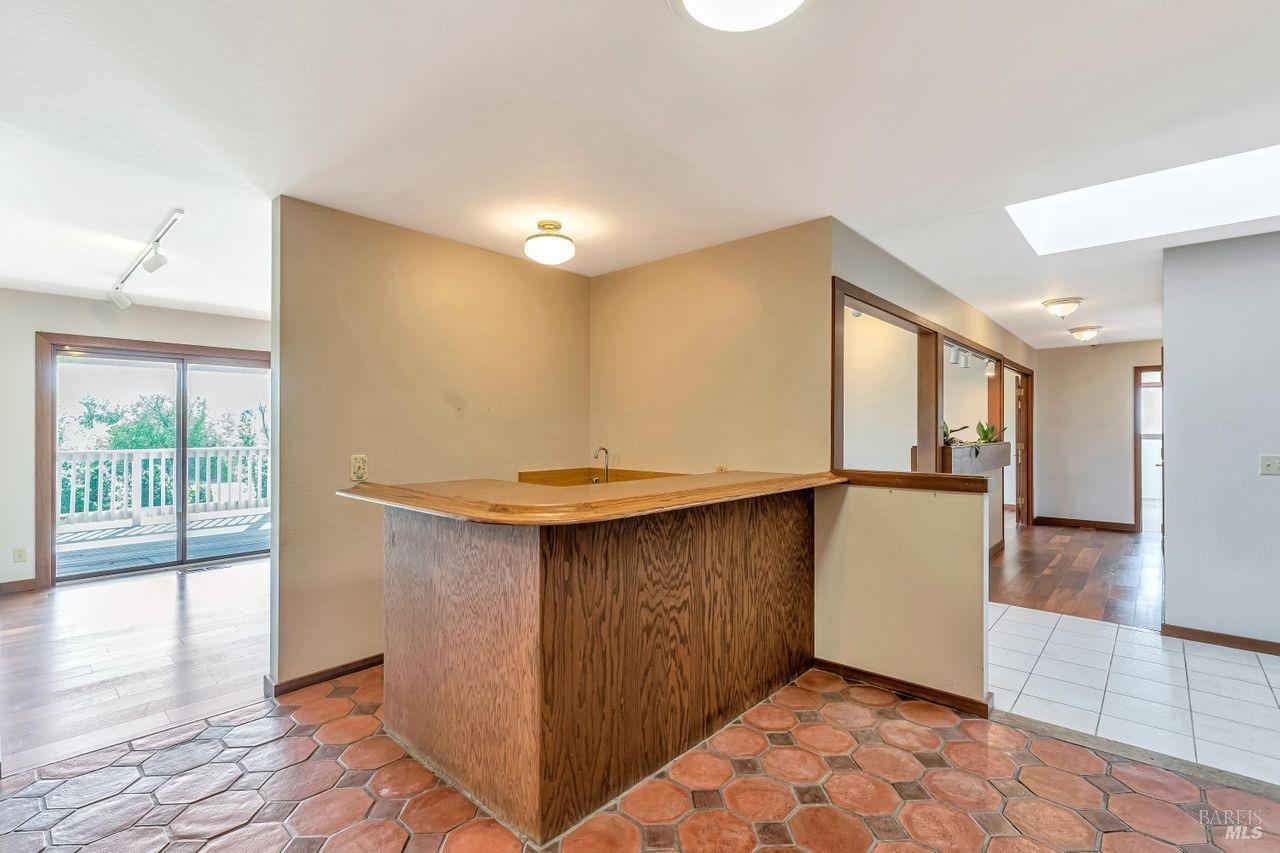 5660 Old Redwood Hwy