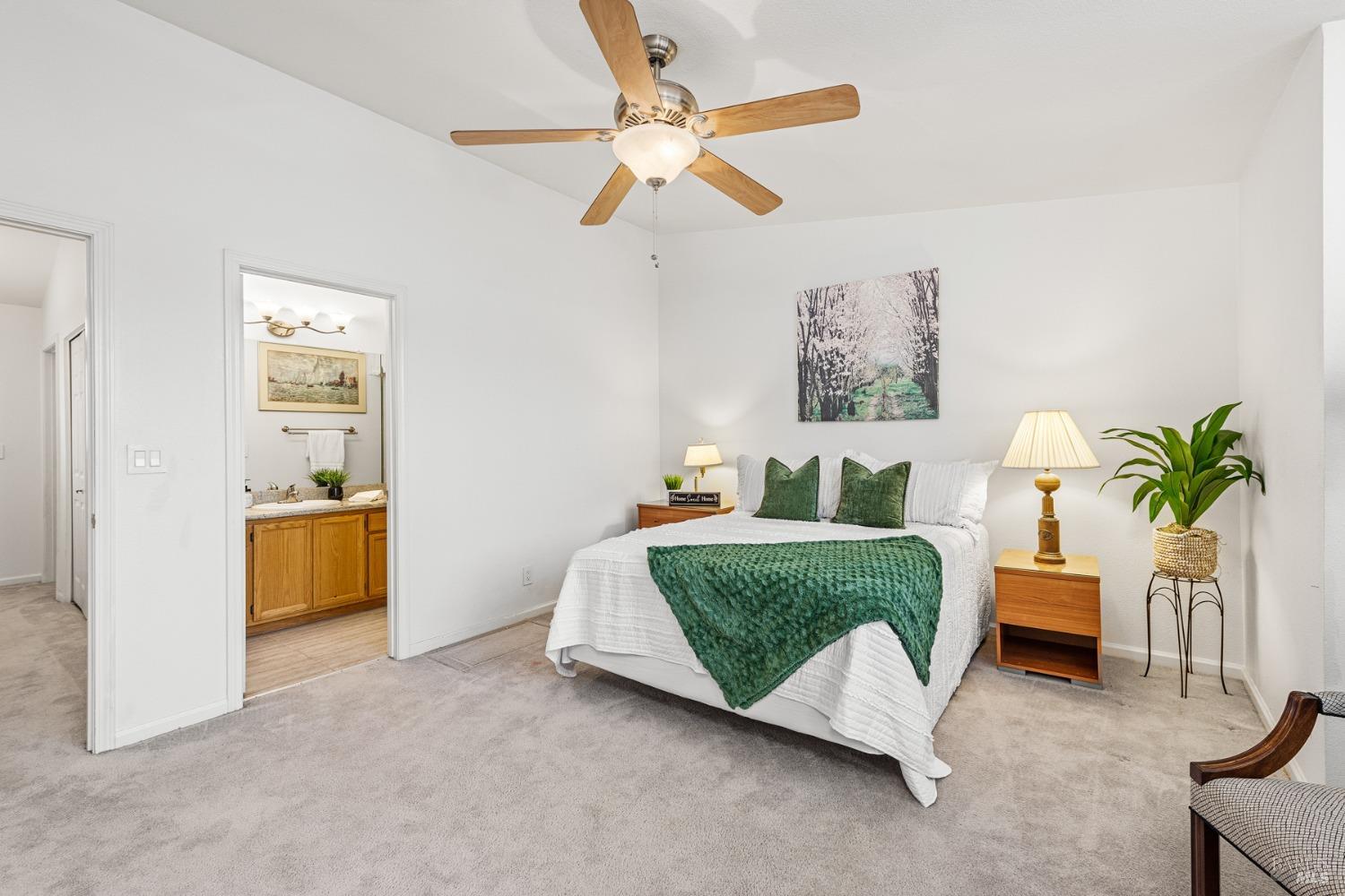 605 Laurel Grove Cir