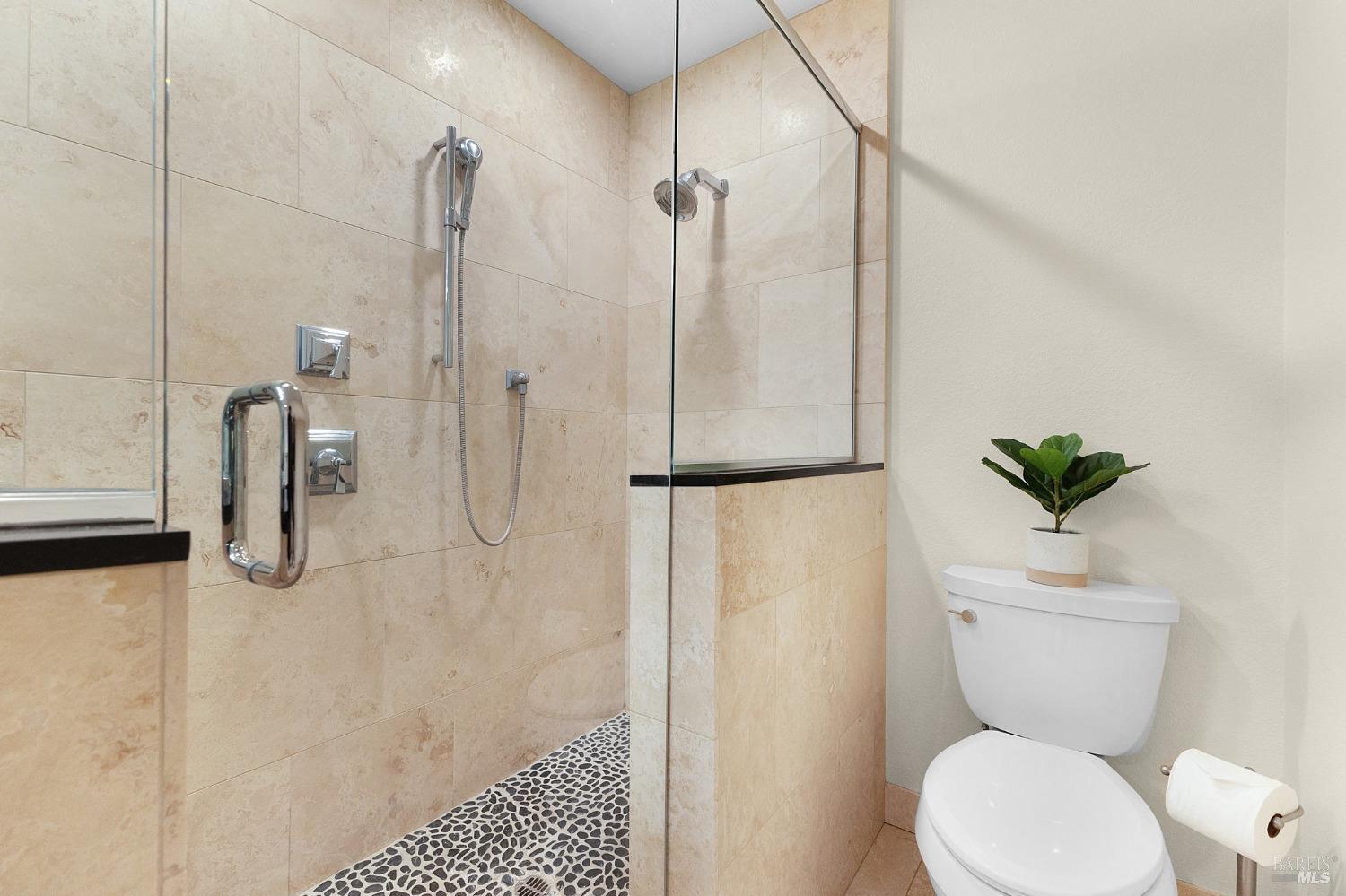 221 Maili Ct