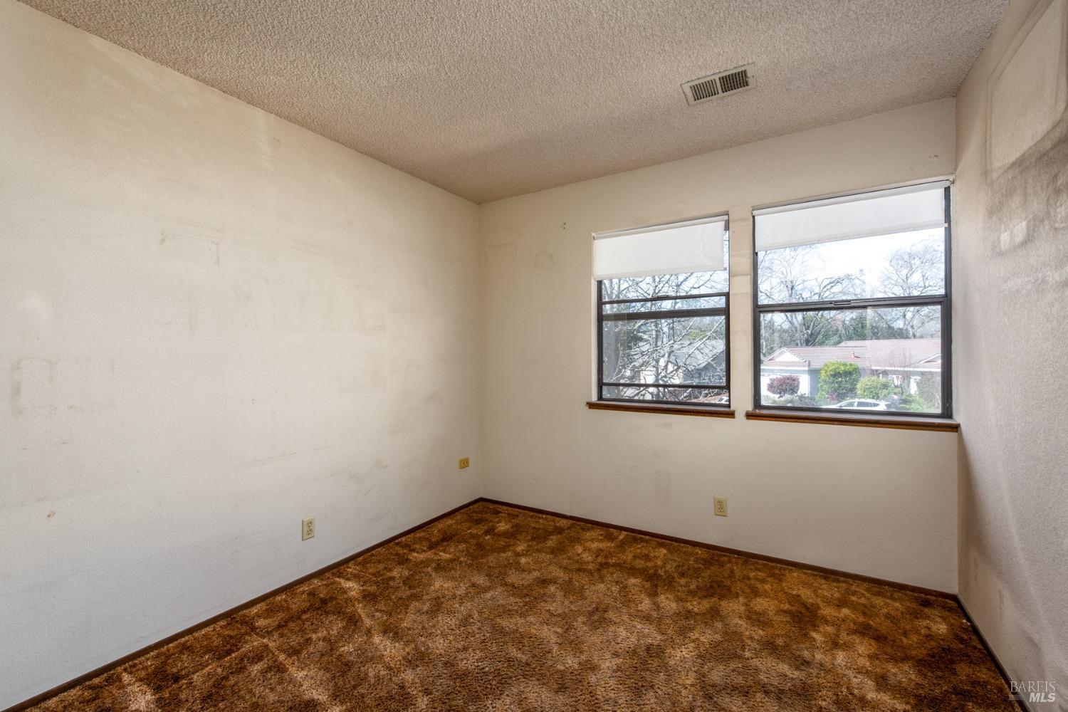 734 Placer Ct