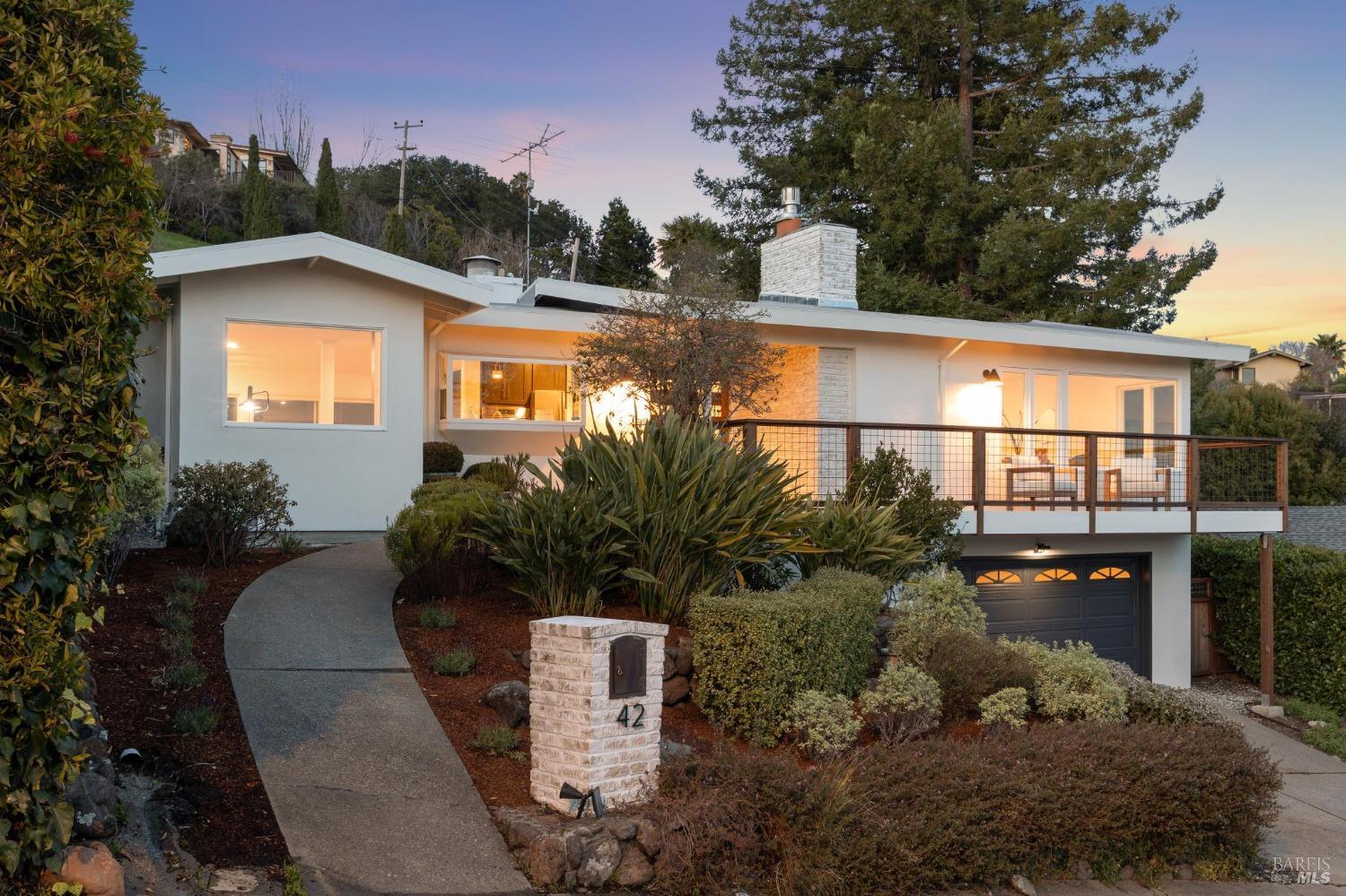 42 Corte Fedora Ct