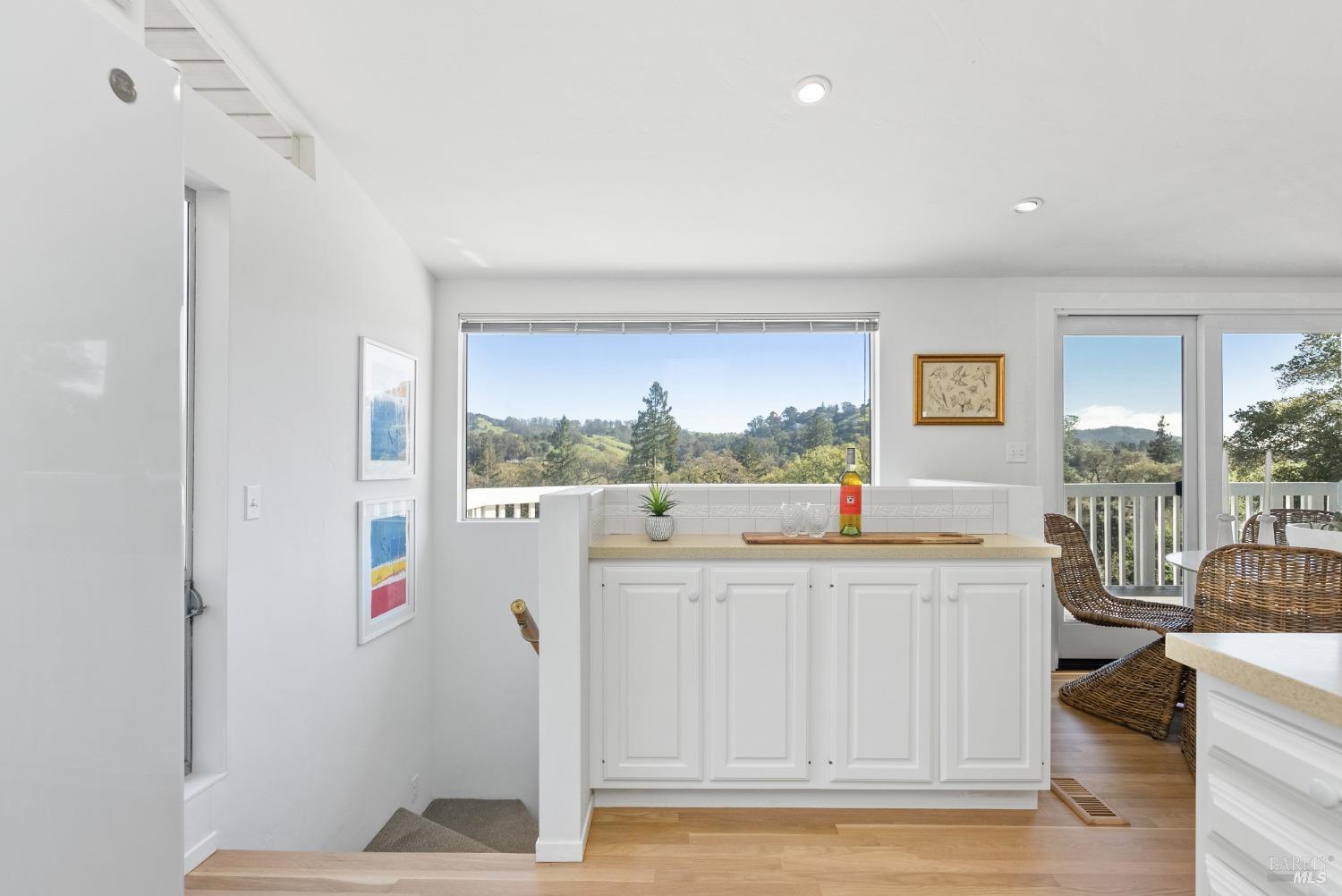 53 Hillside Ave