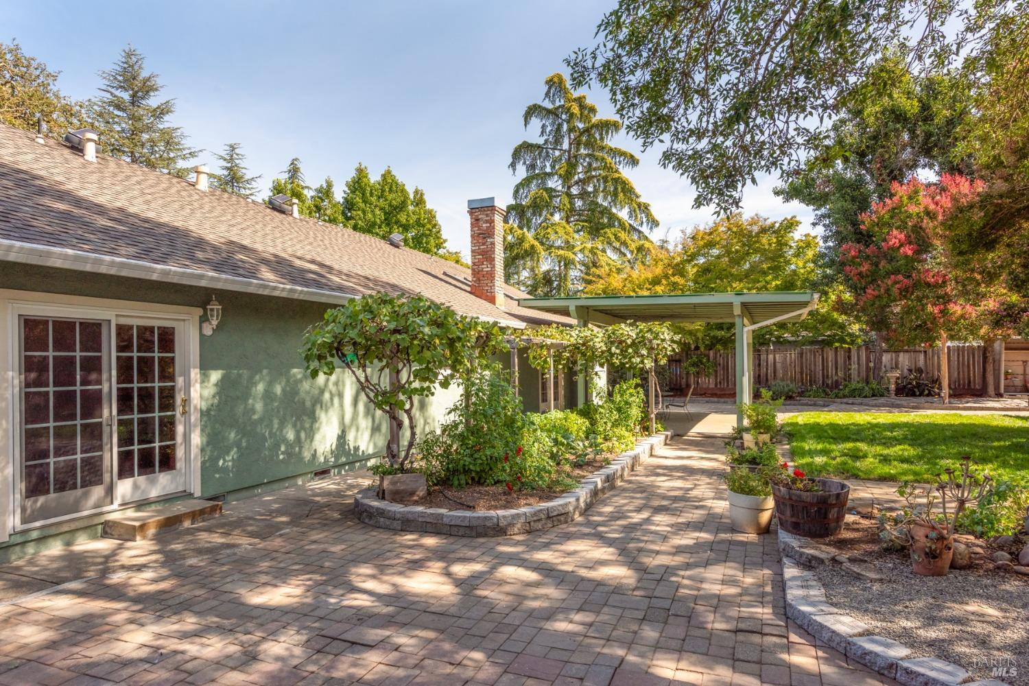 206 Callahan Ln
