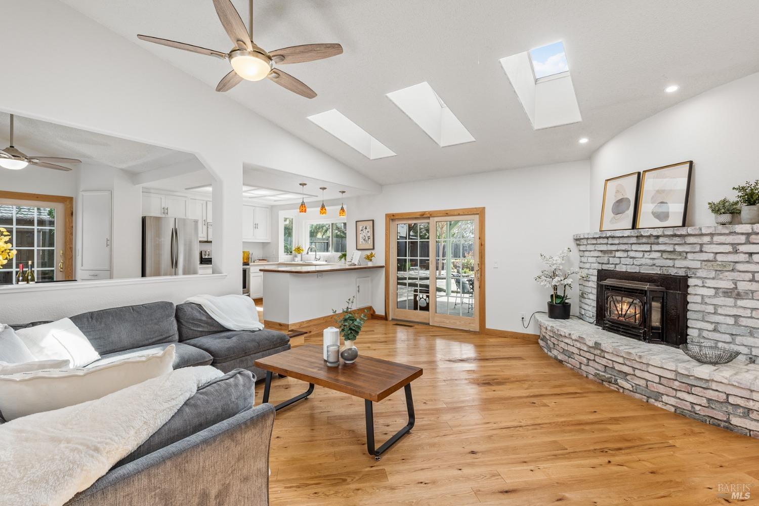 206 Callahan Ln