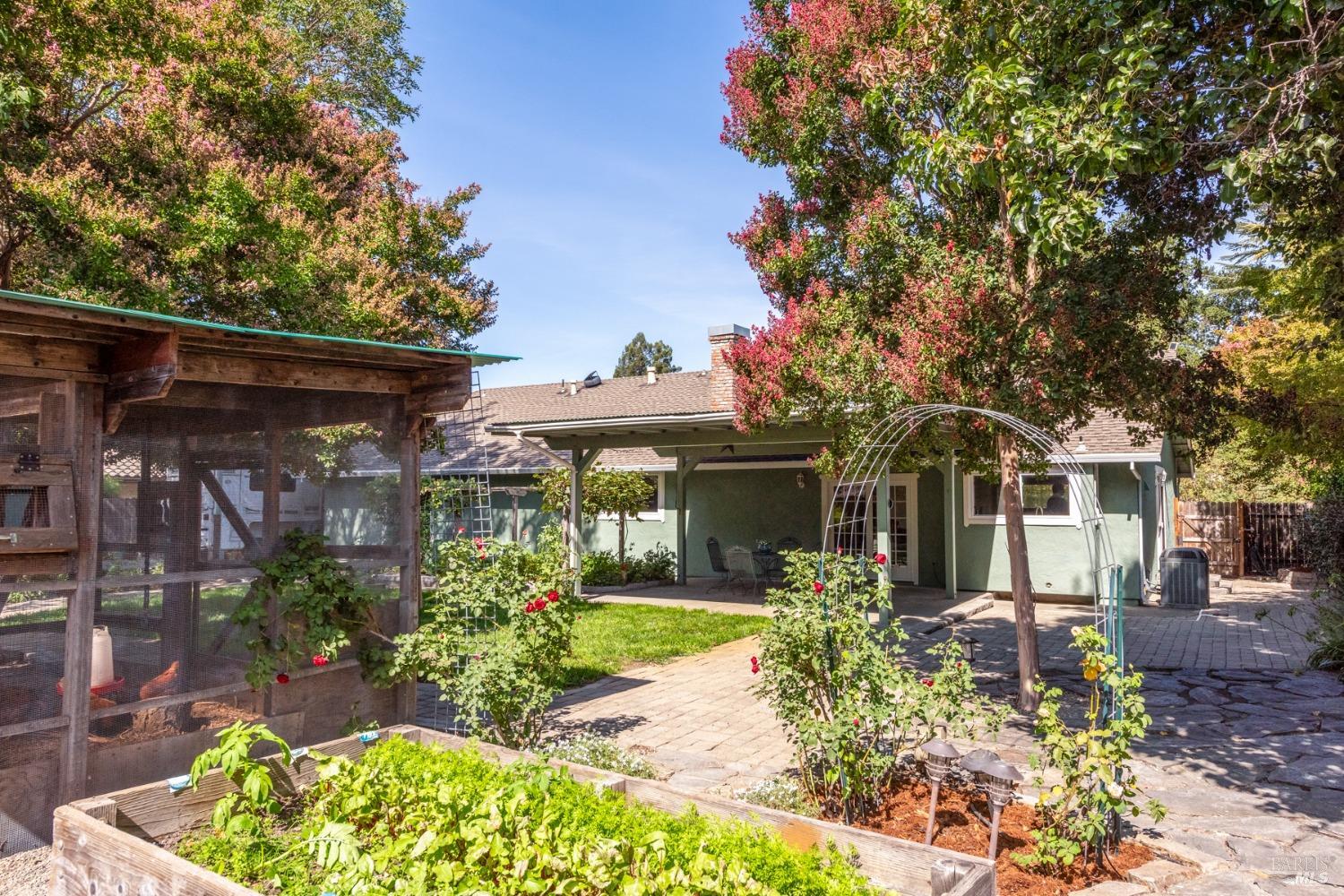 206 Callahan Ln