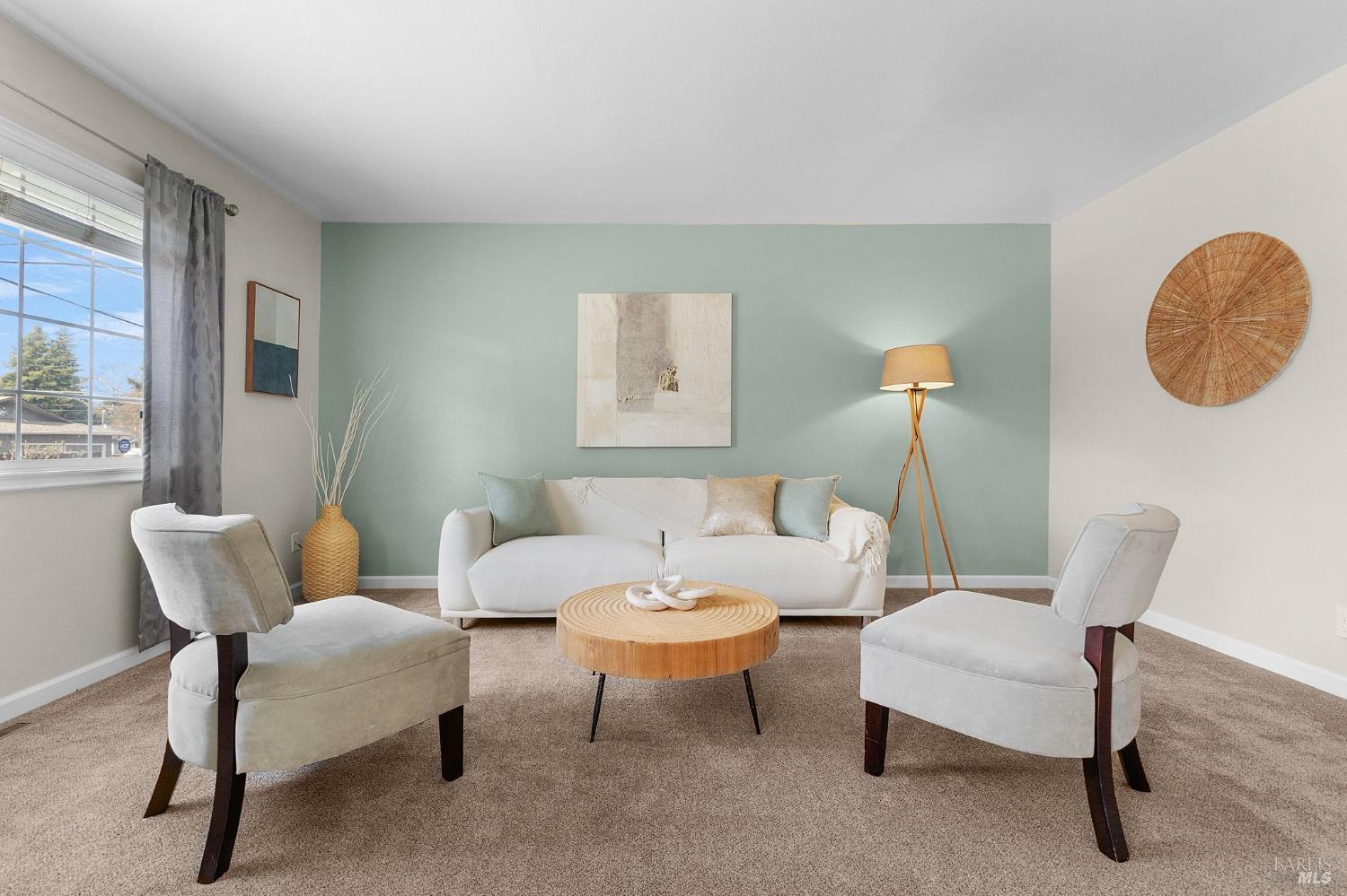 2420 Tamarisk Dr