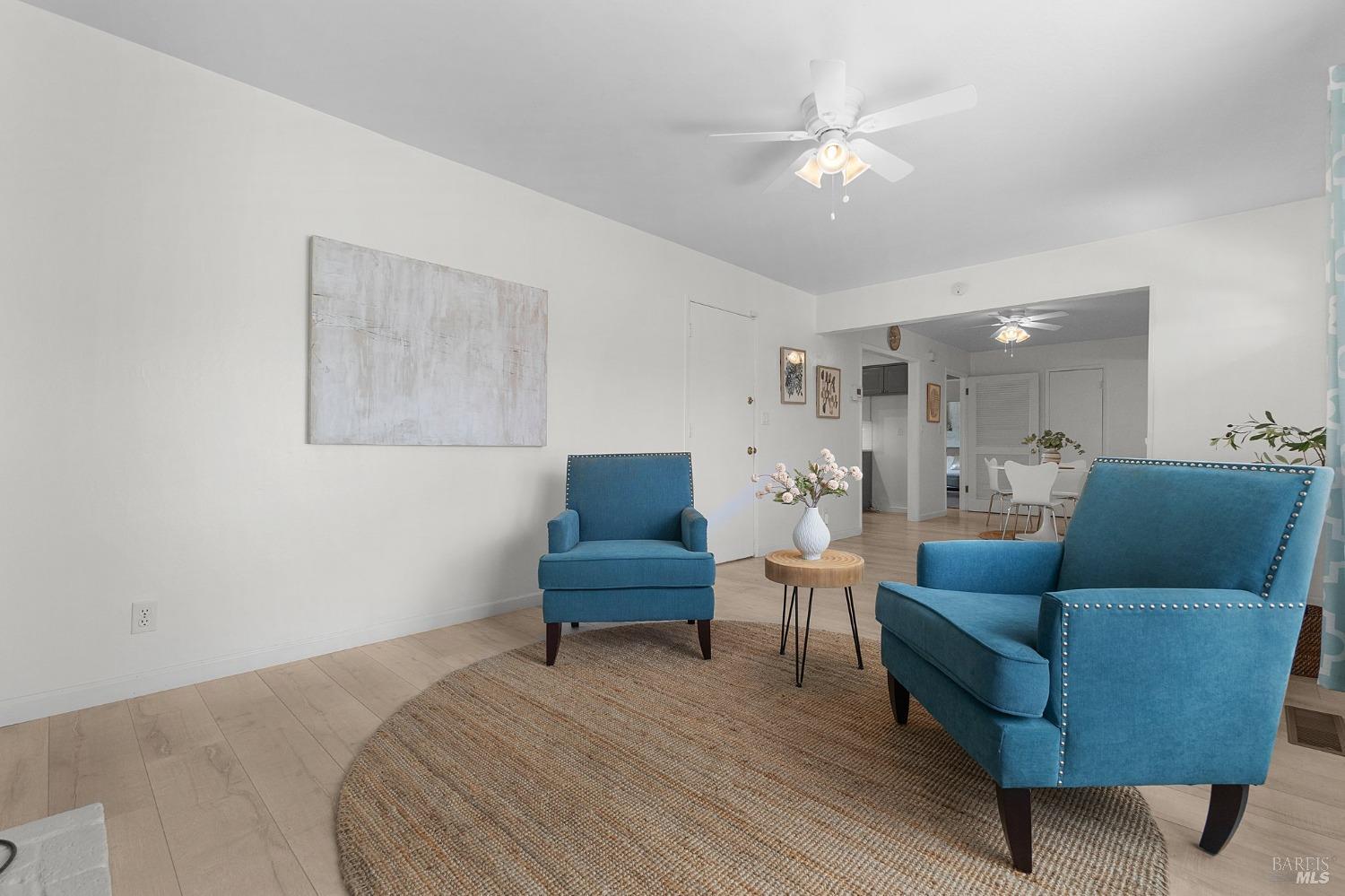 2420 Tamarisk Dr