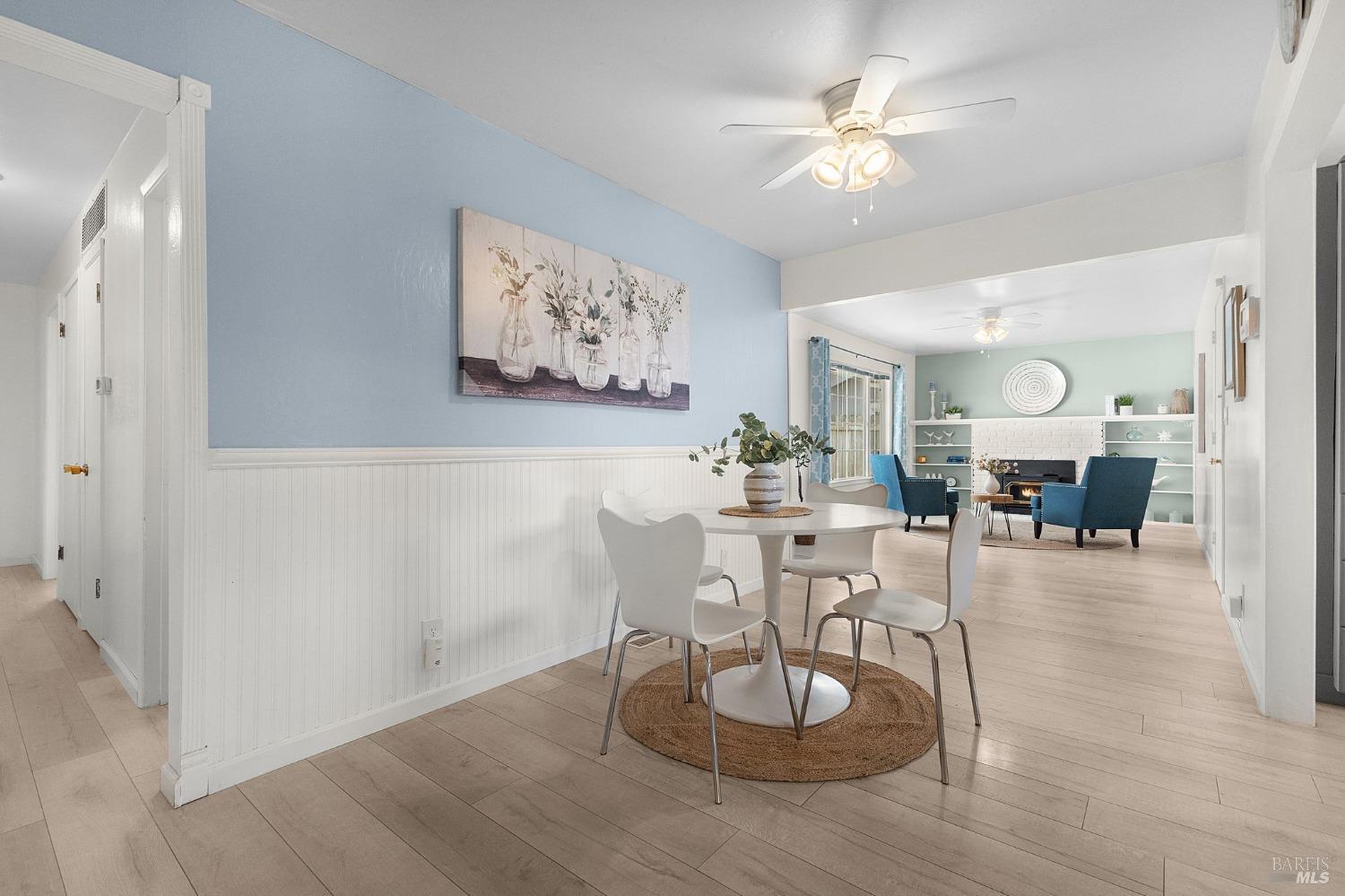 2420 Tamarisk Dr