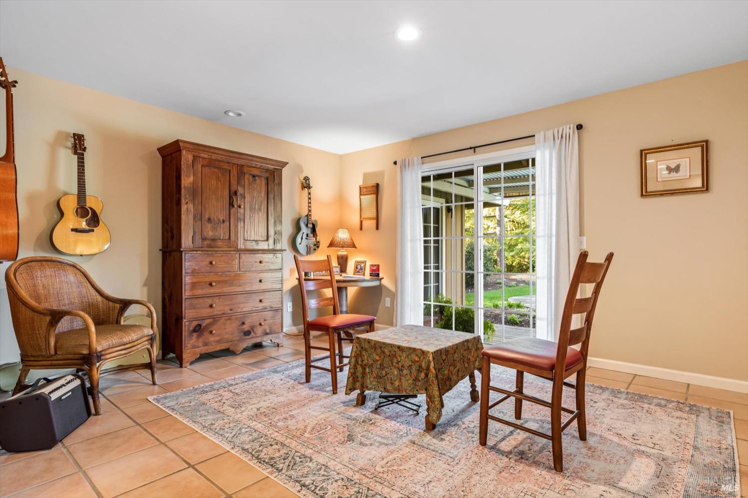 378 Benicia Dr