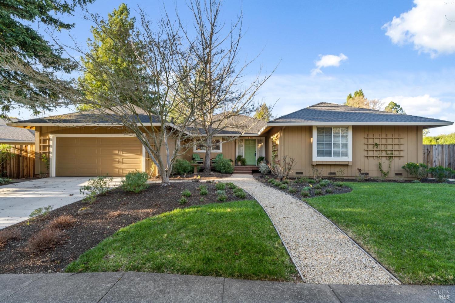 378 Benicia Dr