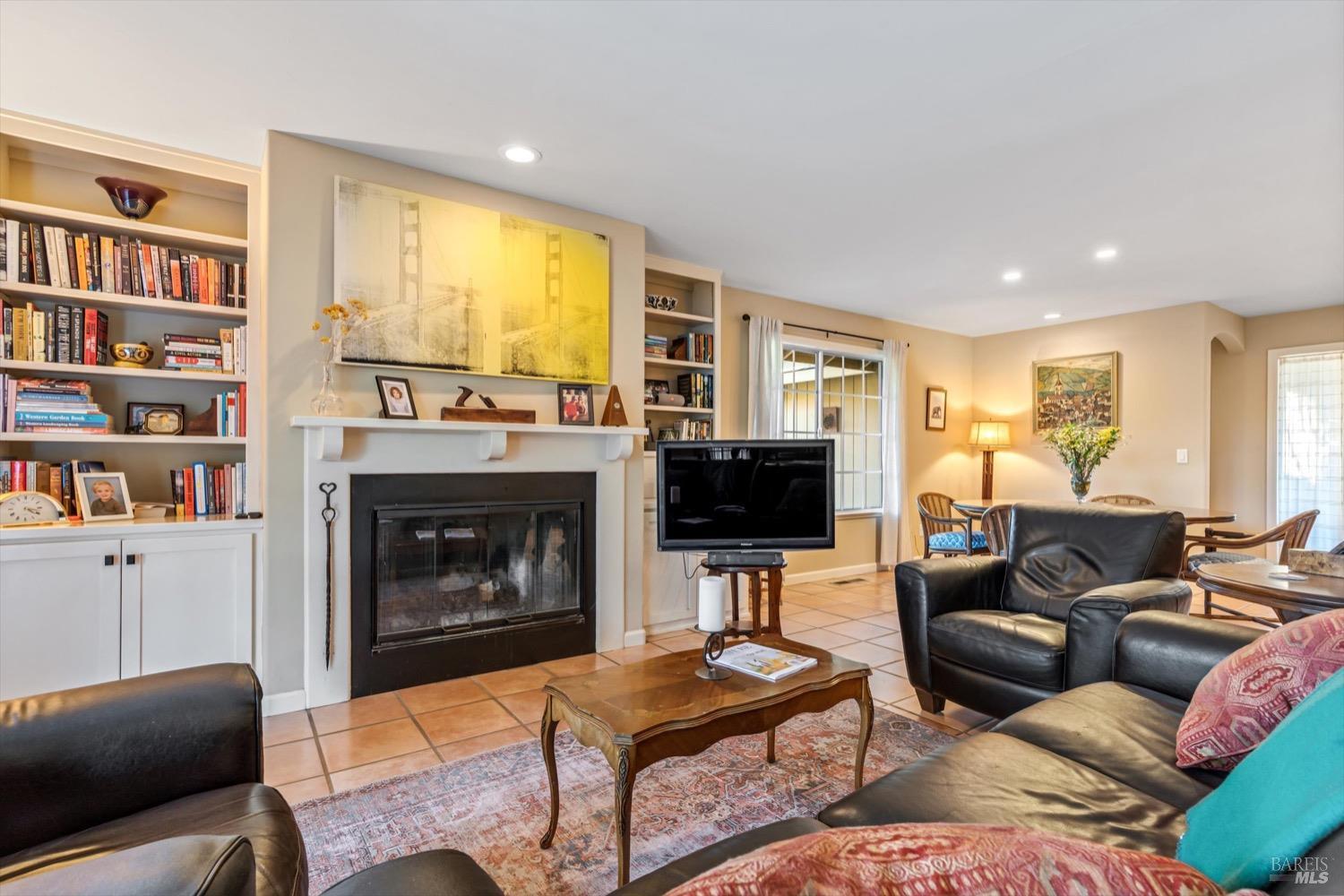 378 Benicia Dr