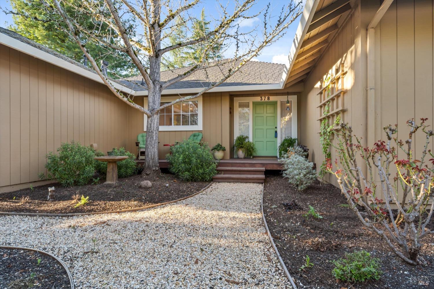 378 Benicia Dr