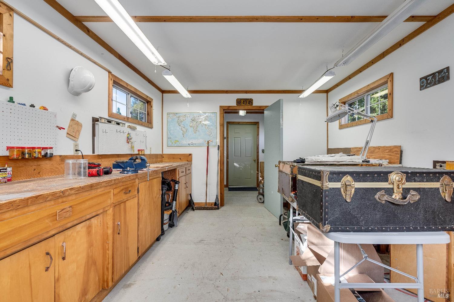 9314 Ferguson Ct