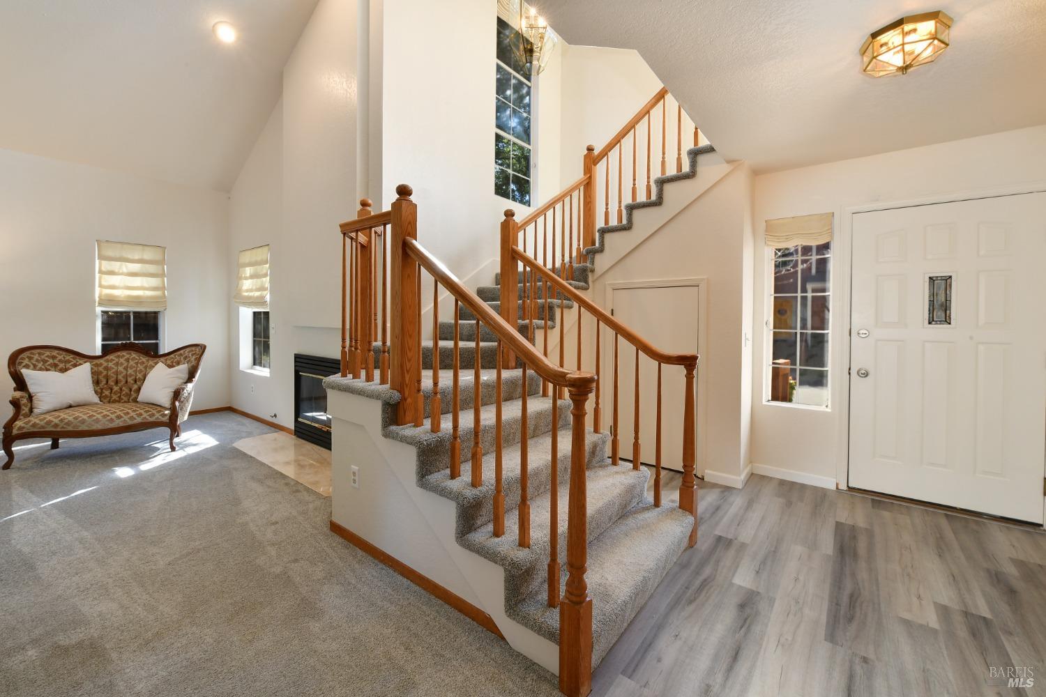 2653 Lago Oaks Dr
