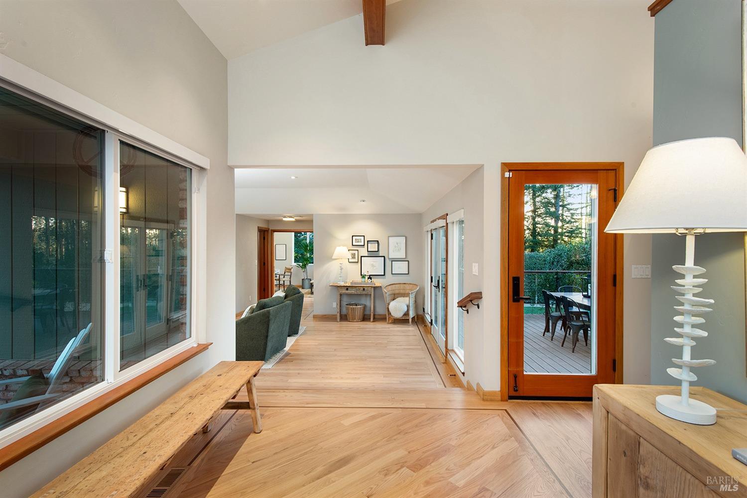 496 Gold Ridge Rd