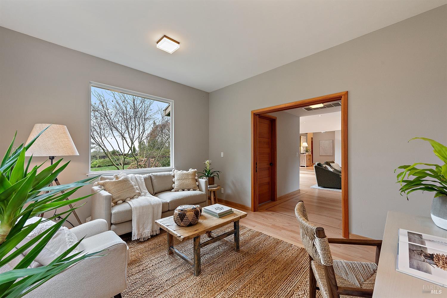 496 Gold Ridge Rd