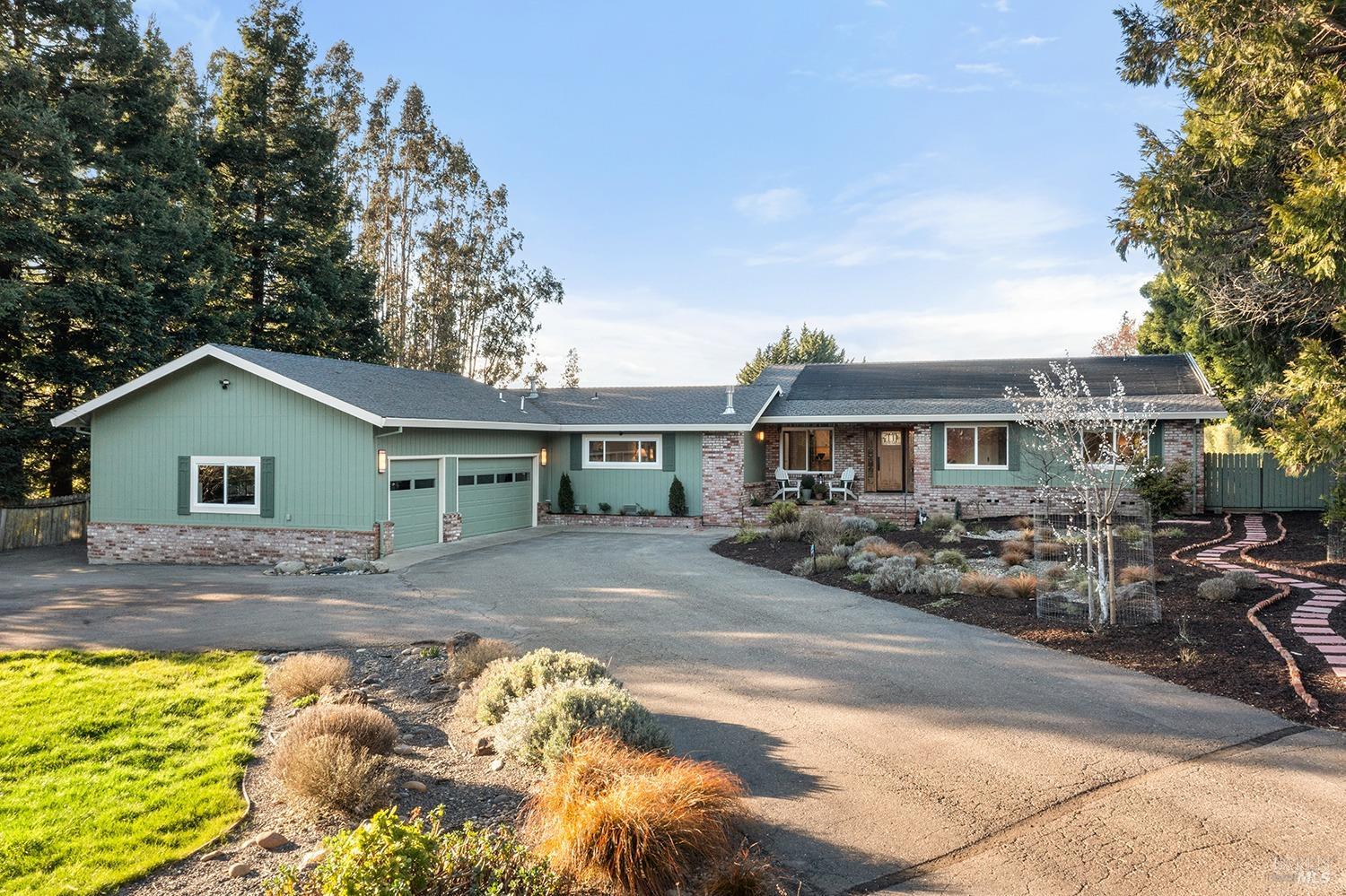 496 Gold Ridge Rd
