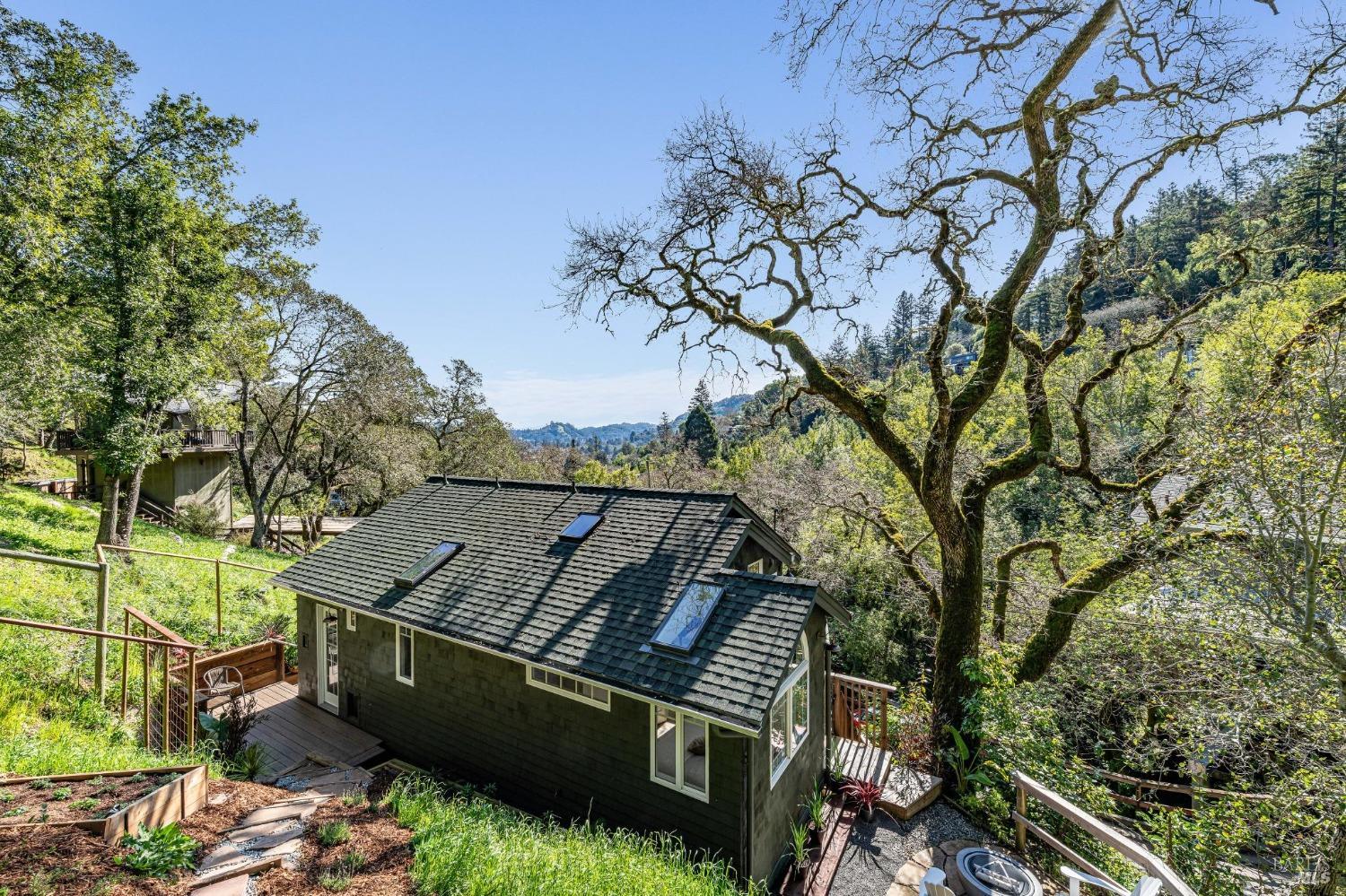 174 Scenic Rd