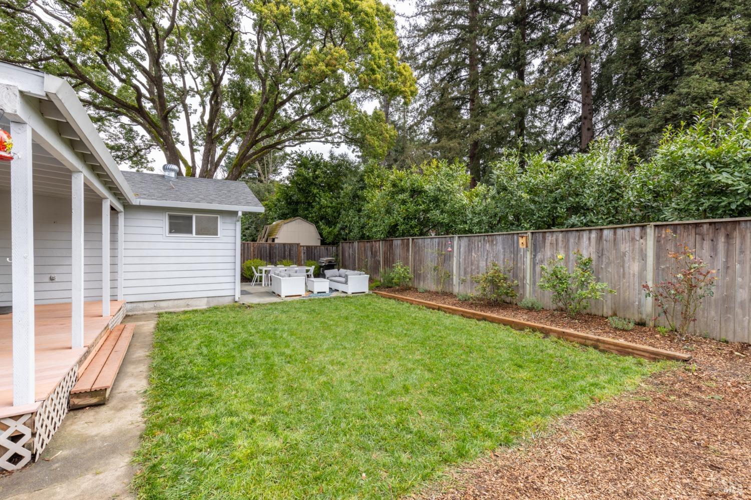 3444 Montgomery Dr
