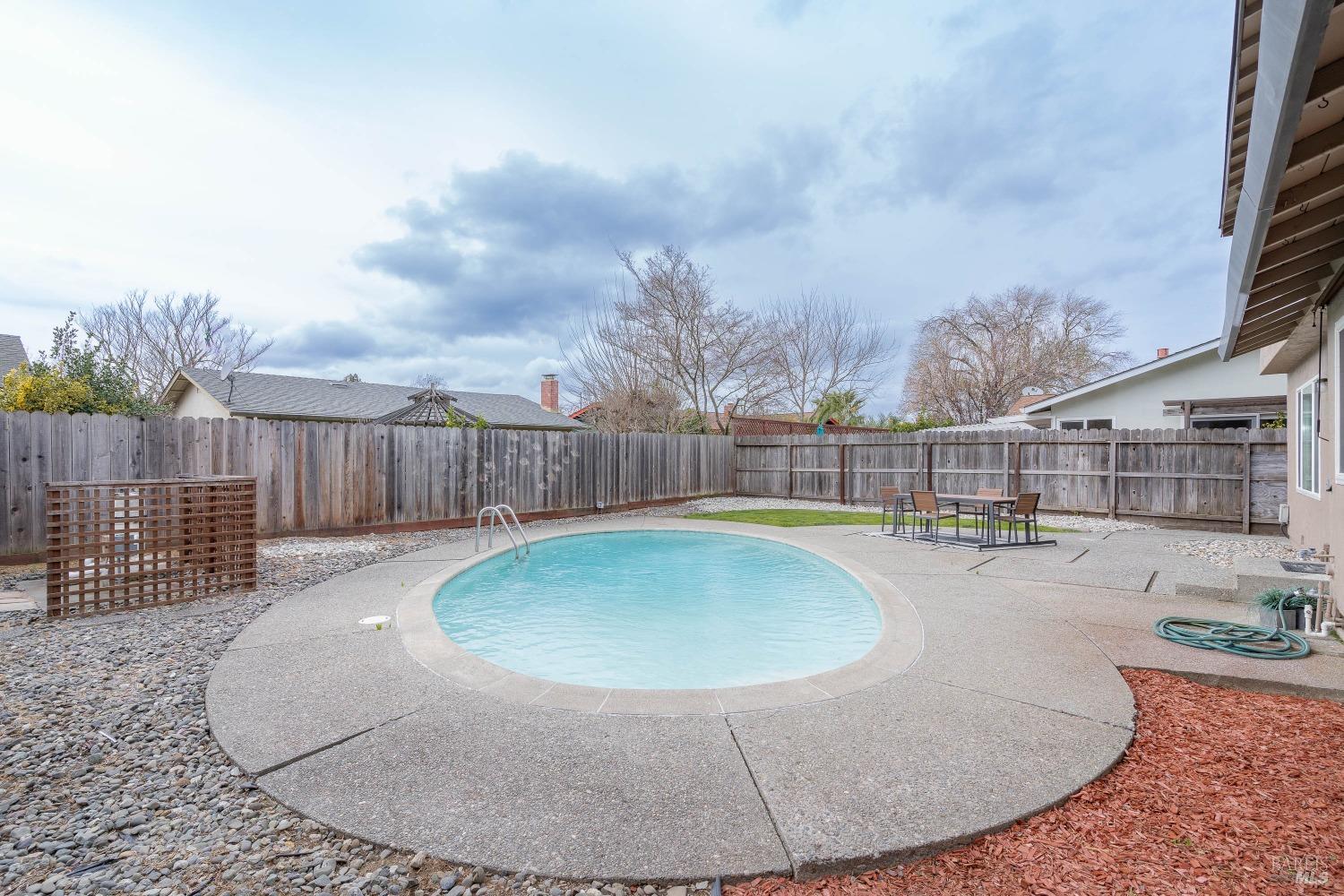 4435 Tanglewood Way