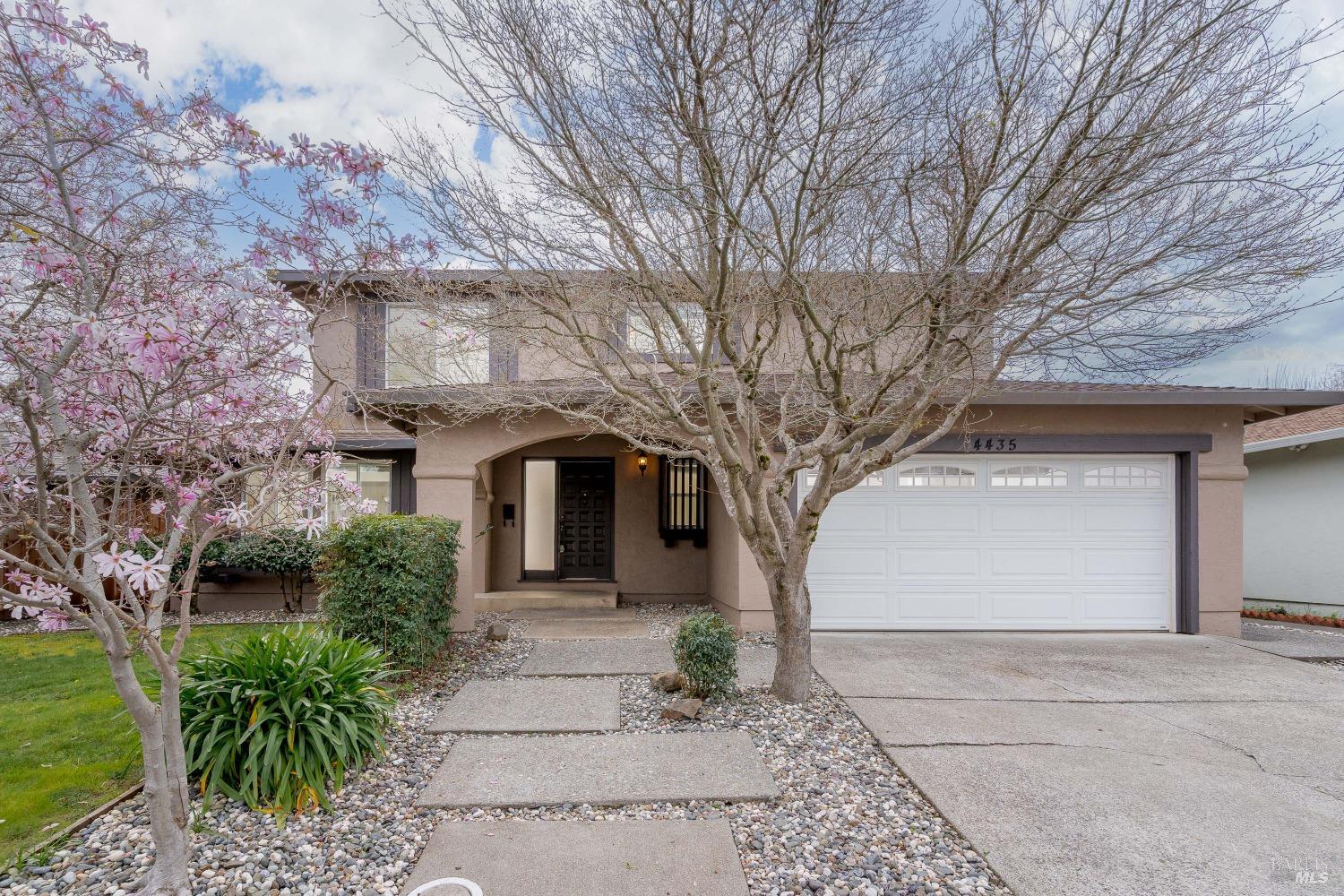 4435 Tanglewood Way