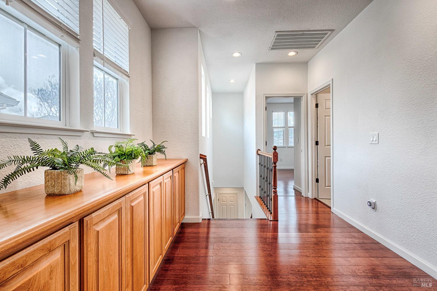 641 Granite Ln