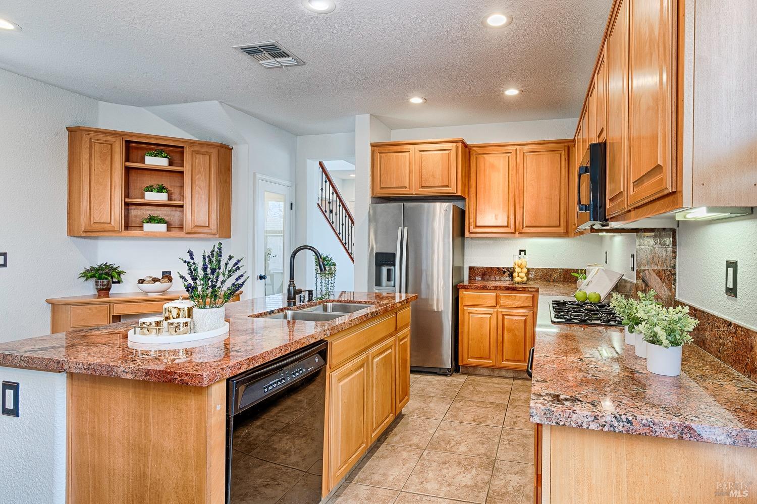 641 Granite Ln
