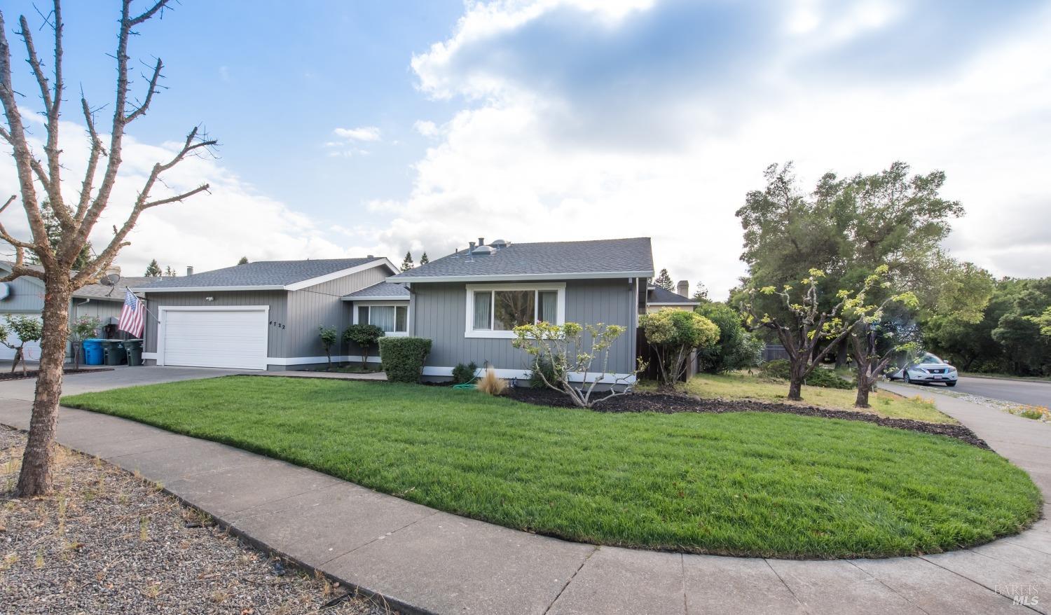 4722 Tarton Dr