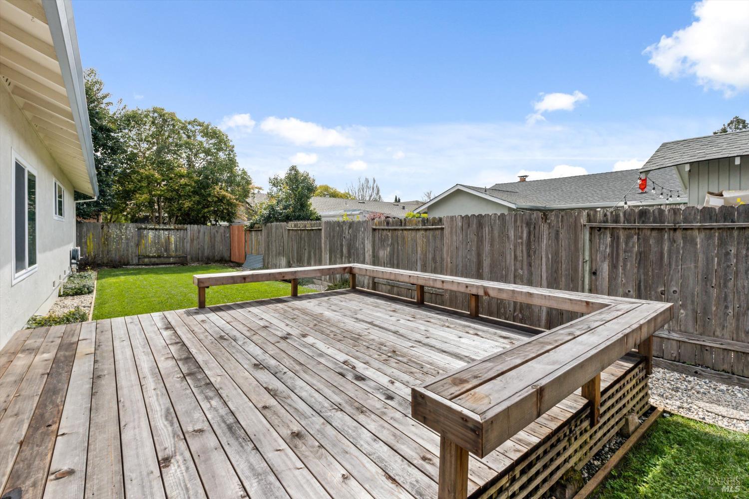 327 Burlwood Ct